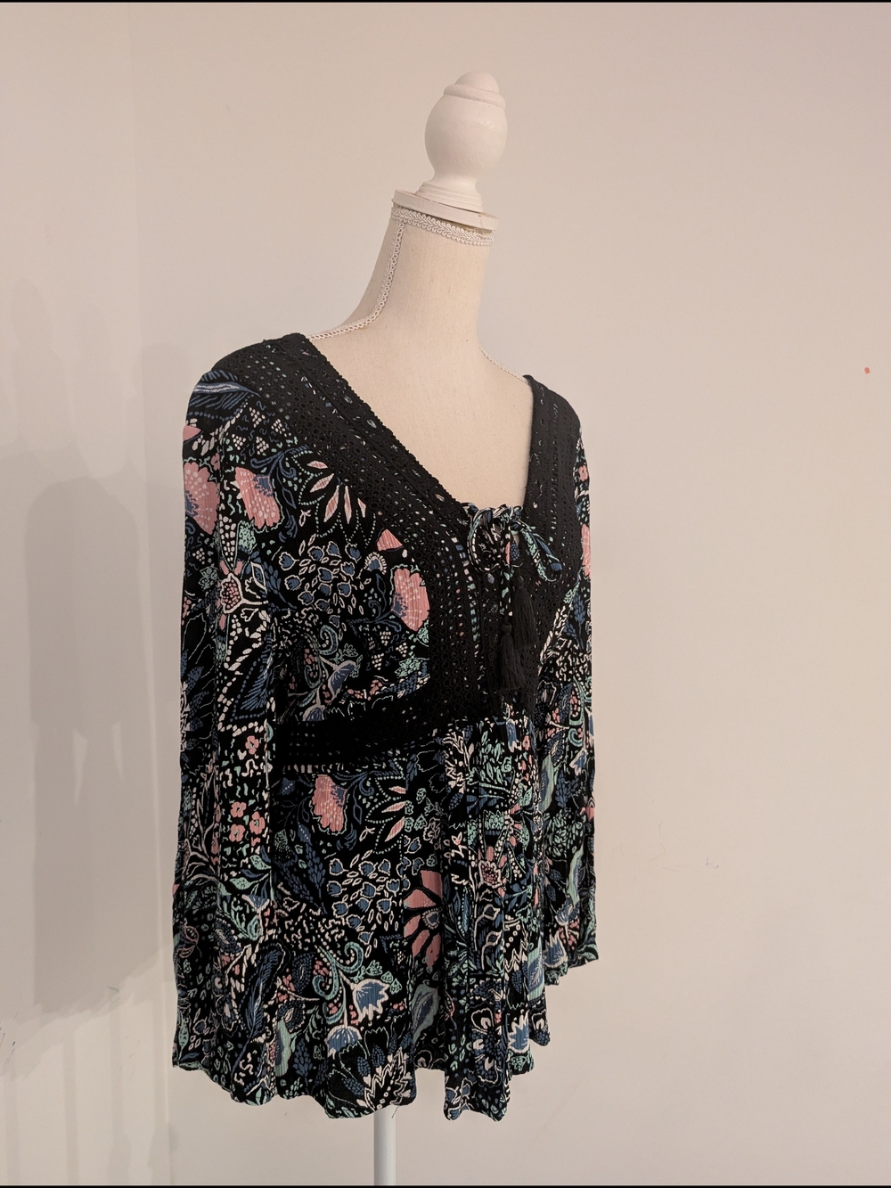 Torrid Black Floral Crinkle Gauze Blouse with Pink & Teal Blue Accents